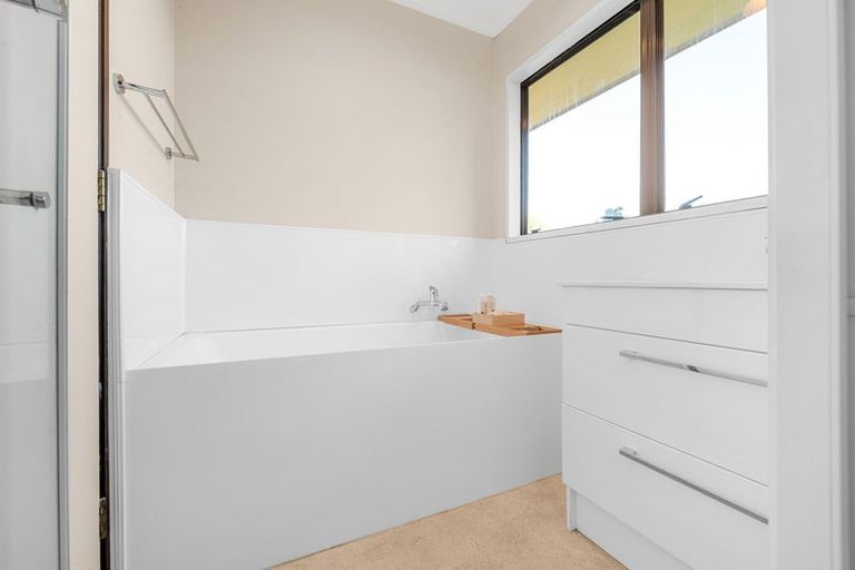 Photo of property in 376 River Road, Claudelands, Hamilton, 3214