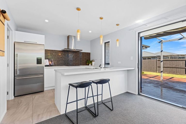 Photo of property in 74 Te Ranga Memorial Drive, Pyes Pa, Tauranga, 3112