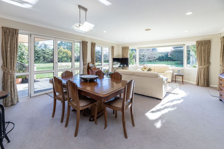 Photo of property in 14 Faith Place, West Melton, Christchurch, 7675