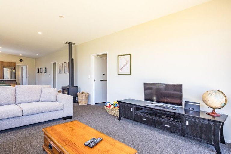 Photo of property in 14 Kowhai Heights, Ohakune, 4625