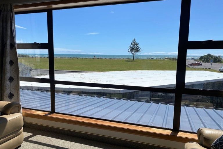 Photo of property in 1 Domain Terrace, Karoro, Greymouth, 7805
