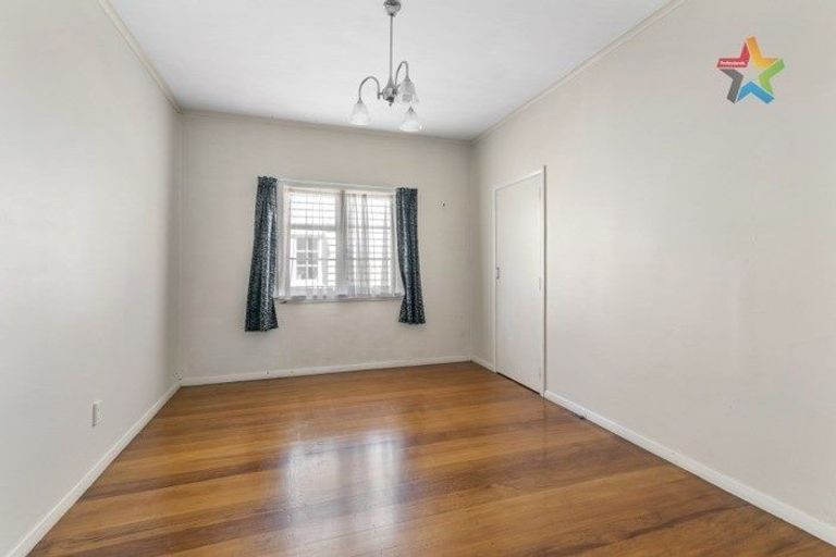 Photo of property in 3 Tawa Street, Woburn, Lower Hutt, 5010