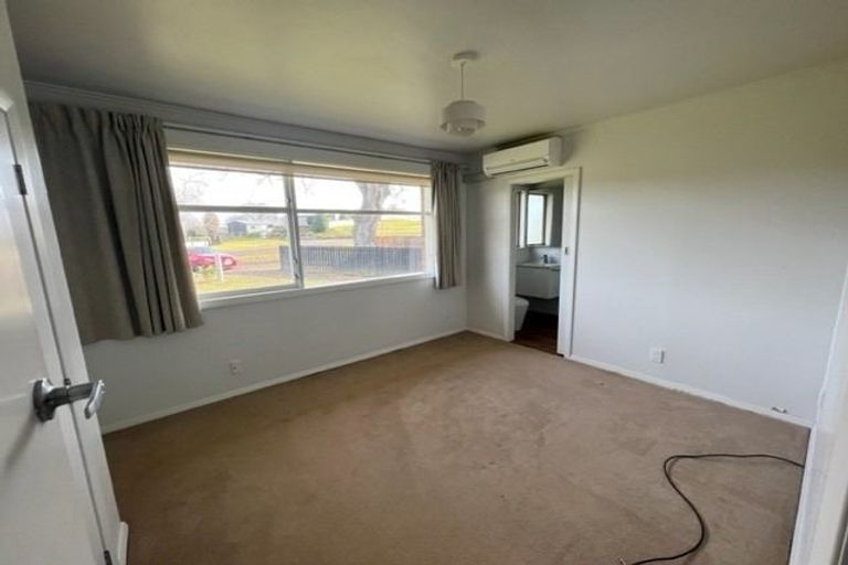 Photo of property in 3 Frame Street, Leamington, Cambridge, 3432