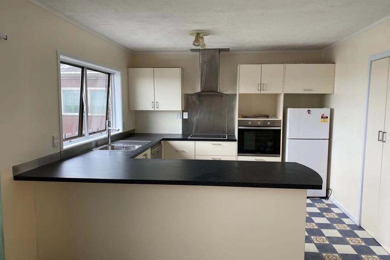 Photo of property in 2/16 Quebec Road, Milford, Auckland, 0620