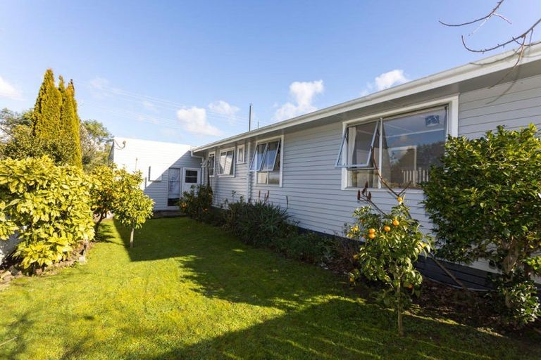 Photo of property in 3 Heretaunga Road, Maharahara, Dannevirke, 4972