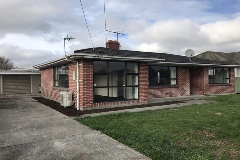 Photo of property in 36 Hargood Street, Woolston, Christchurch, 8062