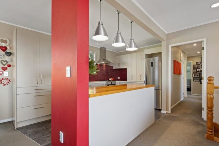 Photo of property in 43 Darraghs Road, Brookfield, Tauranga, 3110