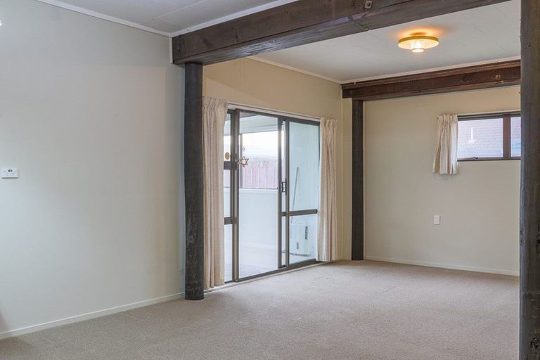 Photo of property in 18 Tawhara Place, Edgecumbe, 3120