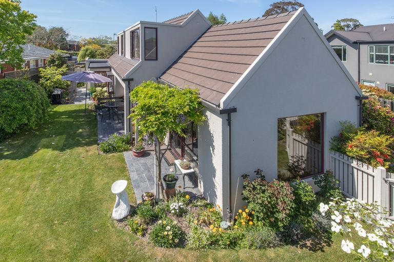 Photo of property in 8 Braco Place, Burnside, Christchurch, 8041