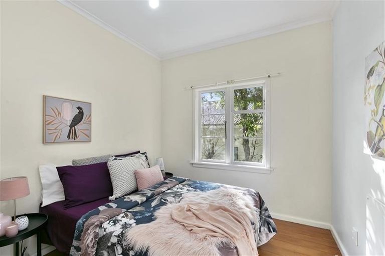 Photo of property in 18a Richmond Avenue, Northcote Point, Auckland, 0627