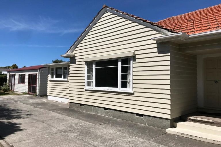Photo of property in 25 Middleton Road, Upper Riccarton, Christchurch, 8041