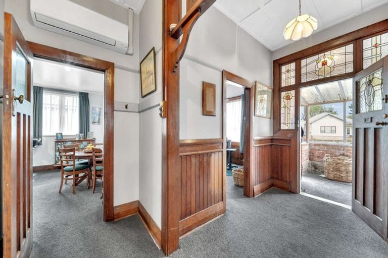 Photo of property in 10 Saunders Street, Owaka, 9535