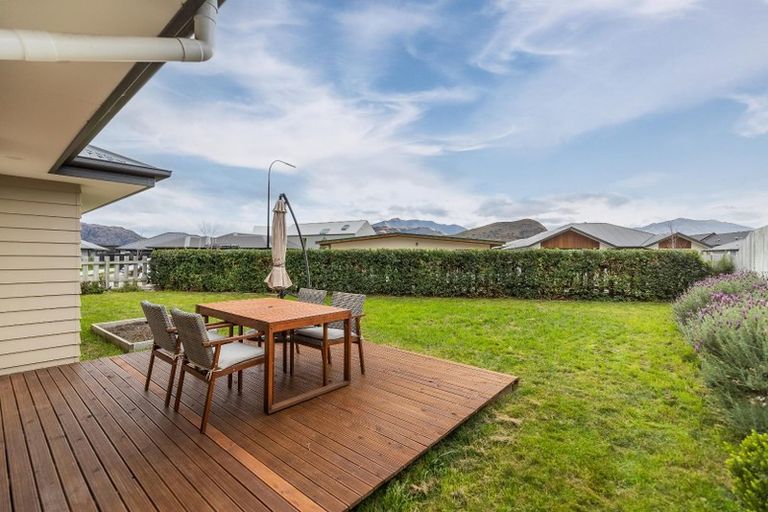 Photo of property in 44 Risinghurst Terrace, Lower Shotover, Queenstown, 9304