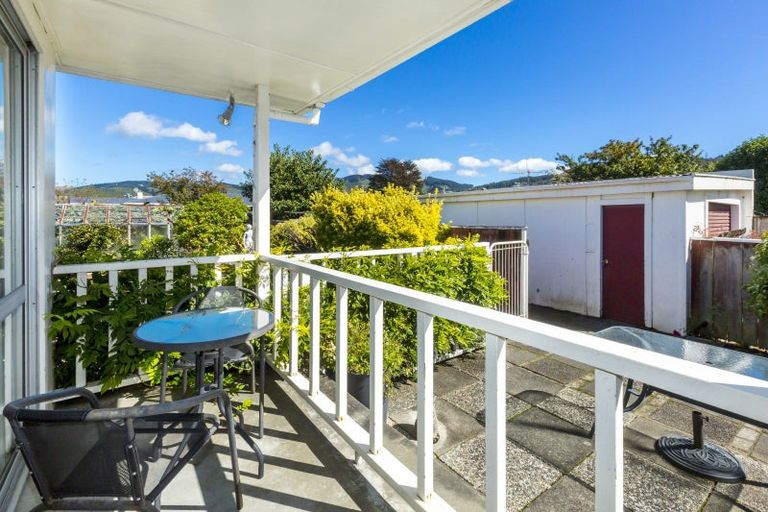 Photo of property in 18 Mccurdy Street, Elderslea, Upper Hutt, 5018