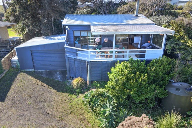 Photo of property in 6569 Pouto Road, Pouto, 0391