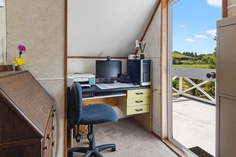 Photo of property in 24 Ngunguru Road, Glenbervie, Whangarei, 0173