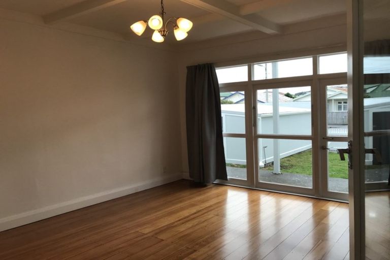 Photo of property in 76 Devonshire Road, Miramar, Wellington, 6022