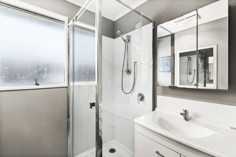 Photo of property in 69 Puketapu Road, Taradale, Napier, 4112