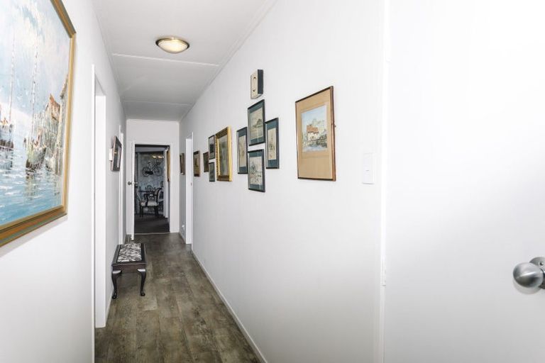 Photo of property in 34 Ruahine Street, Dannevirke, 4930