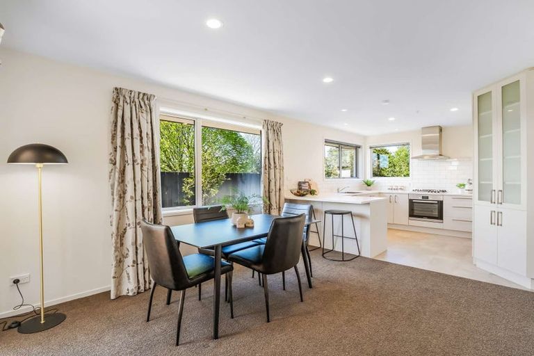 Photo of property in 130a Halswell Junction Road, Halswell, Christchurch, 8025