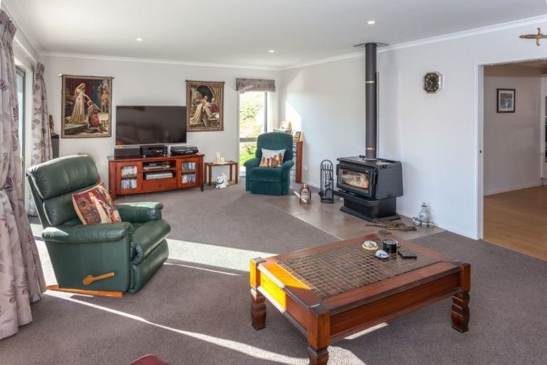 Photo of property in 47 Herbert Drive, Whangamata, 3620