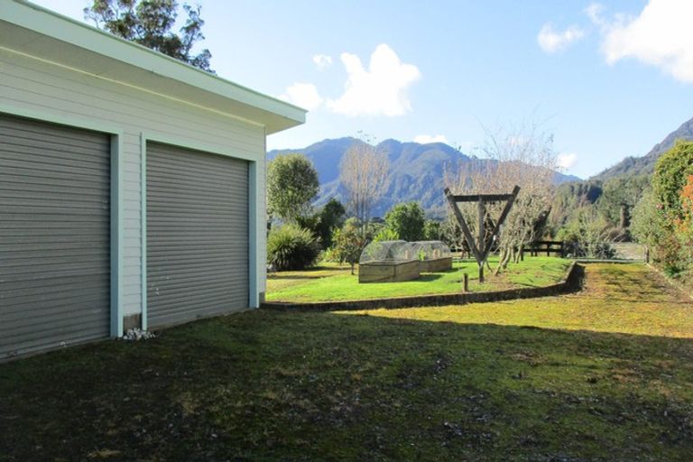 Photo of property in 543 Umere Road, Karamea, 7893