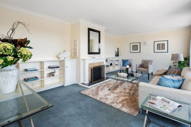 Photo of property in 3 Elizabeth Place, Mairangi Bay, Auckland, 0630