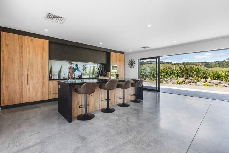 Photo of property in 574 Mokau Road, Mimi, Urenui, 4377