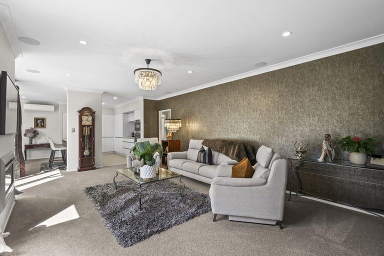 Photo of property in 10 Brookwater Avenue, Northwood, Christchurch, 8051