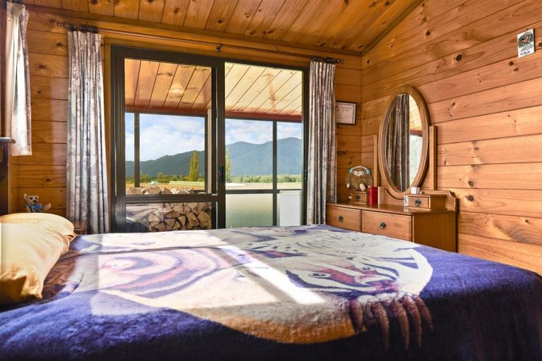 Photo of property in 8 Kahikatea Street, Murupara, 3025