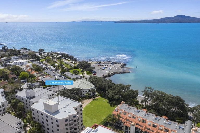 Photo of property in 5d/173 Hurstmere Road, Takapuna, Auckland, 0622