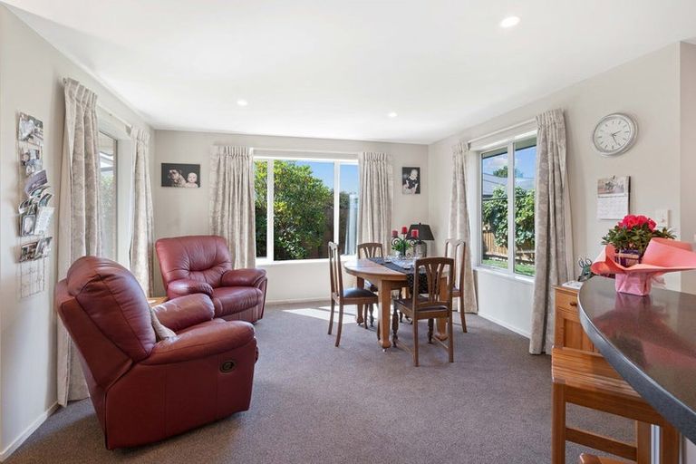 Photo of property in 26 Sovereign Gardens, Halswell, Christchurch, 8025