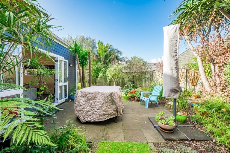 Photo of property in 18b Monarch Place, Paraparaumu Beach, Paraparaumu, 5032