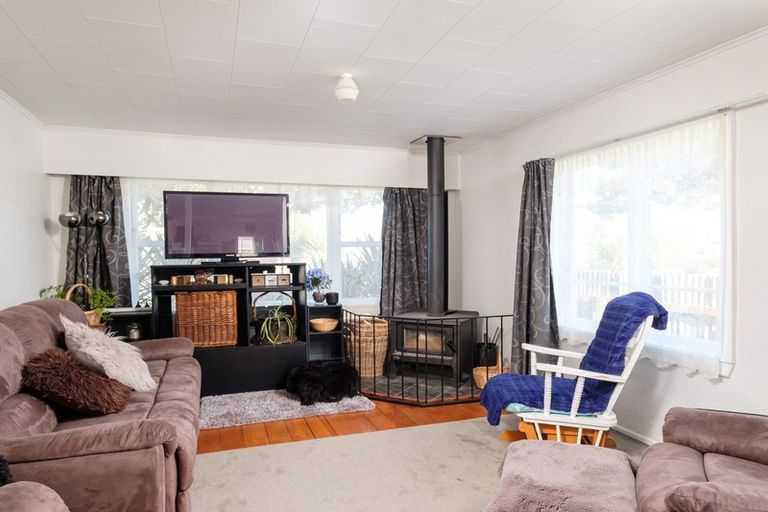 Photo of property in 35 Lyndhurst Street, Awapuni, Gisborne, 4010