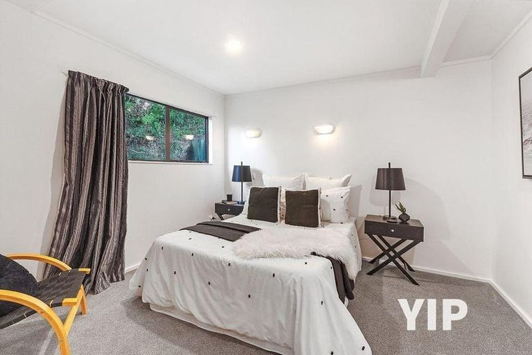 Photo of property in 33 Hindmarsh Street, Johnsonville, Wellington, 6037