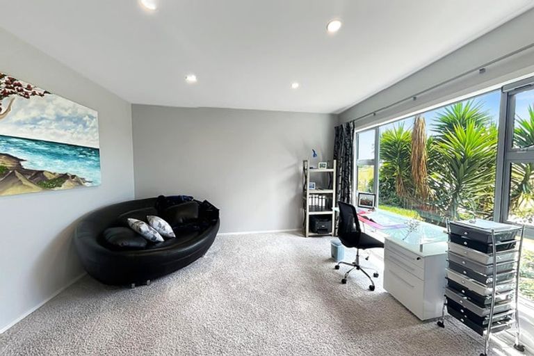 Photo of property in 191 Harakeke Road, Te Horo, Otaki, 5581