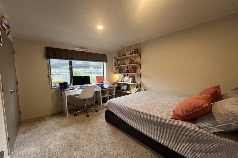 Photo of property in 17 Consort Close, Paraparaumu Beach, Paraparaumu, 5032