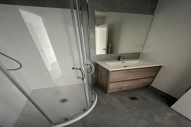 Photo of property in 2/241 Don Buck Road, Massey, Auckland, 0614