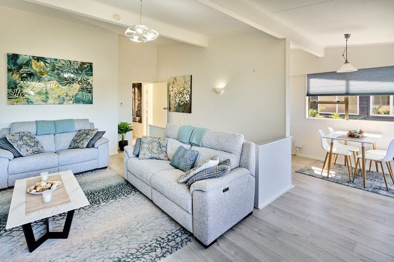 Photo of property in 27 Old Coach Road, Johnsonville, Wellington, 6037