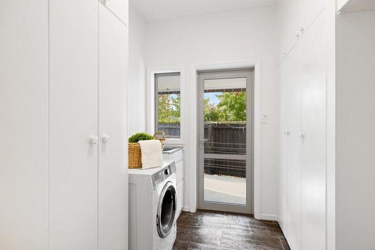 Photo of property in 9 Kotare Street, Fendalton, Christchurch, 8041