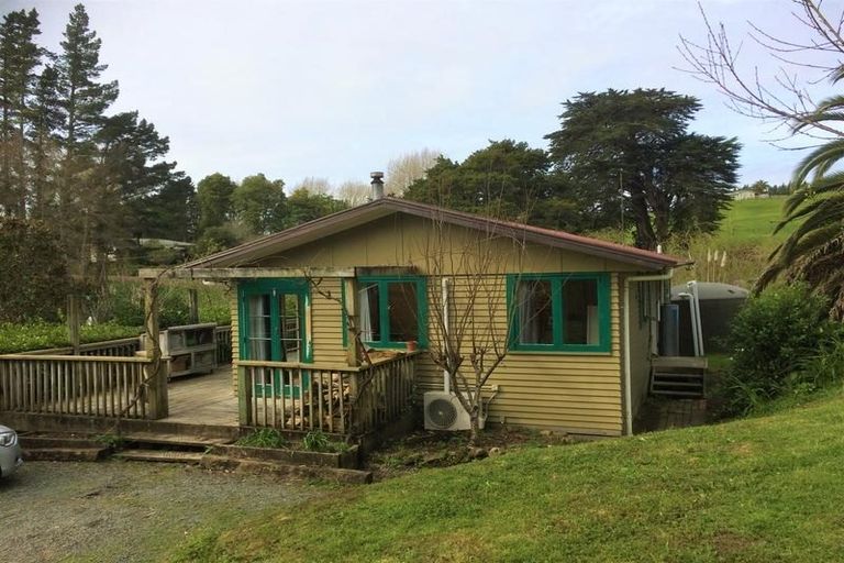 Photo of property in 48 Marshall Road, Kaiwaka, 0573