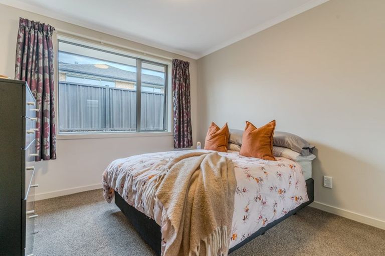 Photo of property in 73 Severn Street, Green Island, Dunedin, 9018