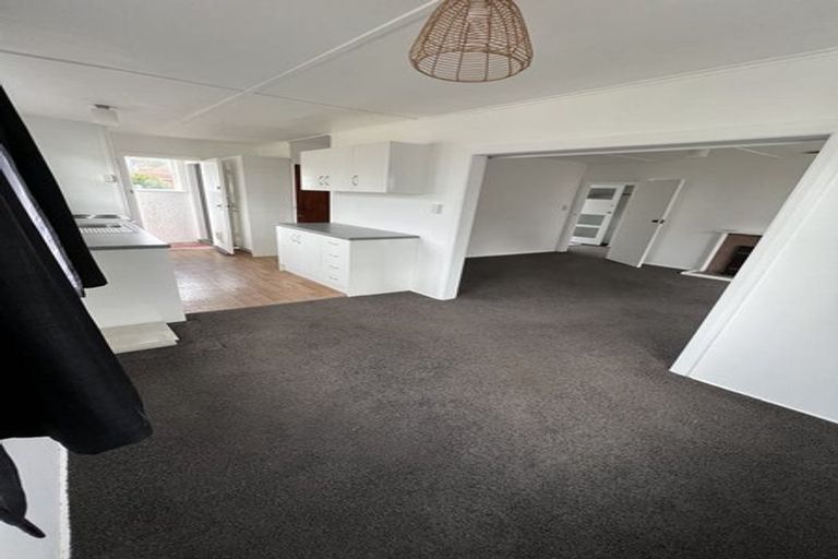 Photo of property in 1319 High Street, Taita, Lower Hutt, 5011