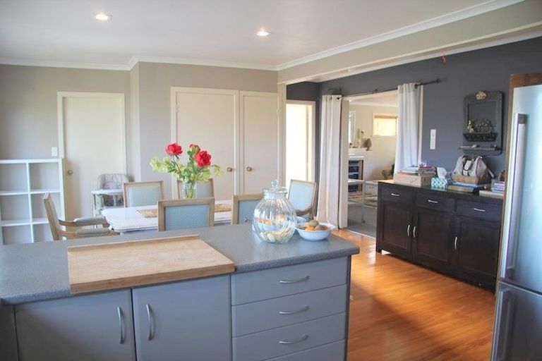 Photo of property in 2 Ferndown Close, Brookfield, Tauranga, 3110