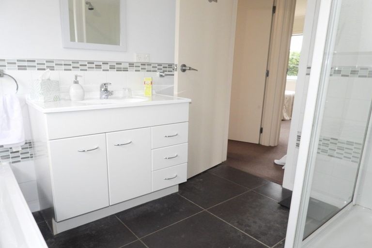 Photo of property in 28 High Street, Kakanui, Oamaru, 9495