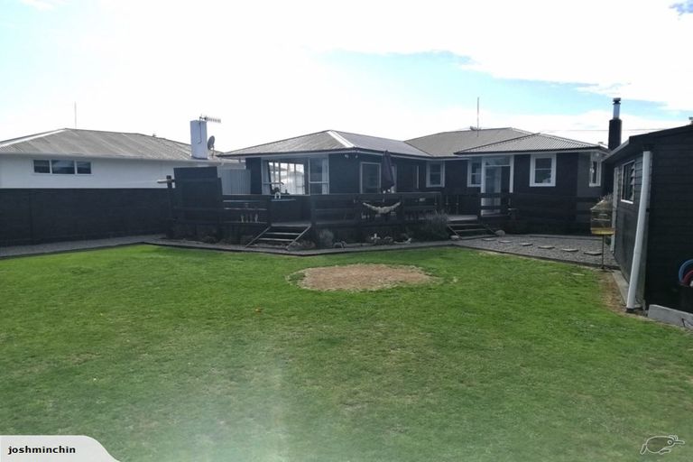 Photo of property in 11 Kettle Avenue, Awapuni, Palmerston North, 4412
