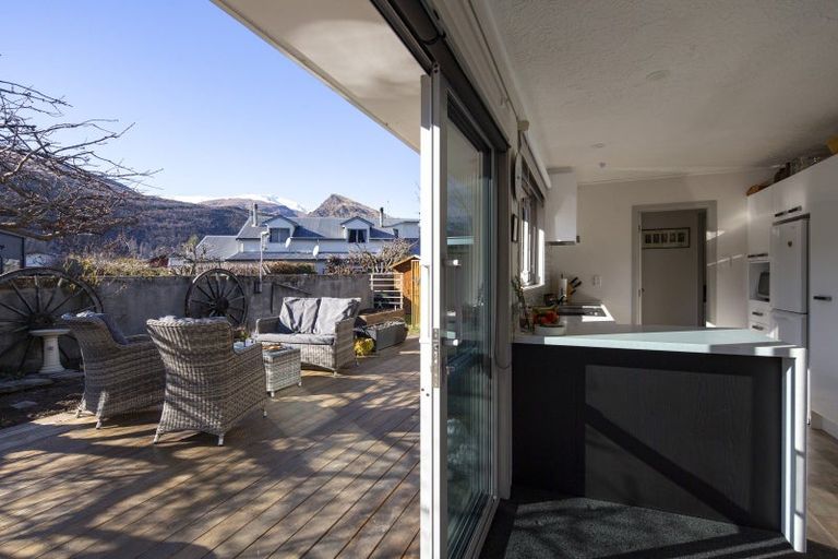 Photo of property in 7b Adamson Drive, Arrowtown, 9302