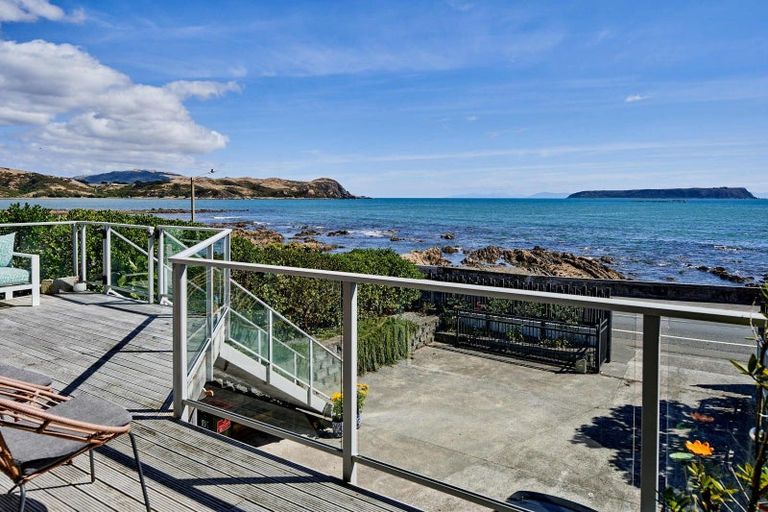 Photo of property in 25 Sunset Parade, Plimmerton, Porirua, 5026