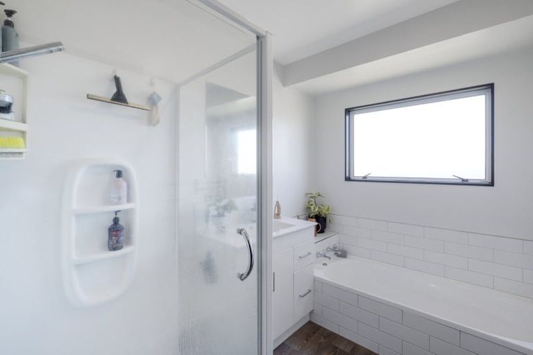 Photo of property in 24b Pine Avenue, Otumoetai, Tauranga, 3110