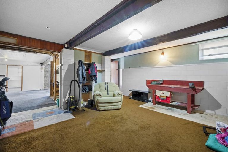 Photo of property in 468 Carrington Street, Upper Vogeltown, New Plymouth, 4310